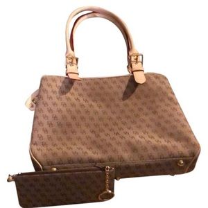 Dooney & Bourke 3 piece set